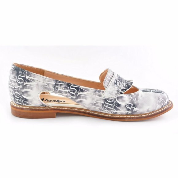 Butterfly Ballerinas - Alaska Line of Goby Shoes - Picture 6 of 7